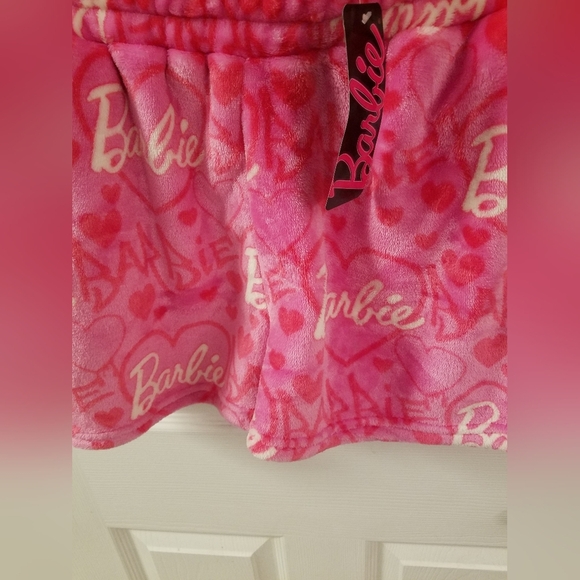 NWT Barbie Pink Graphic Shorts Soft Fleece Size Large - Picture 5 of 14